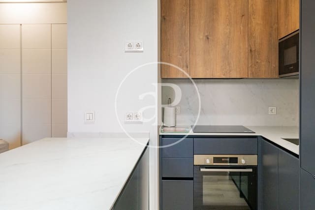 Villa for rent in Costillares, Madrid city with pool garage - € 1,875 (Ref: 9780573)