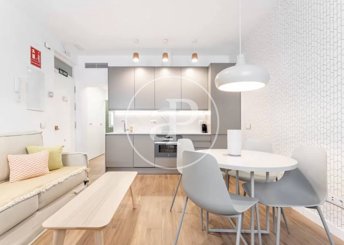 Appartement de 1 chambre à louer à Madrid ville - 2 450 € (Ref: 9780575)