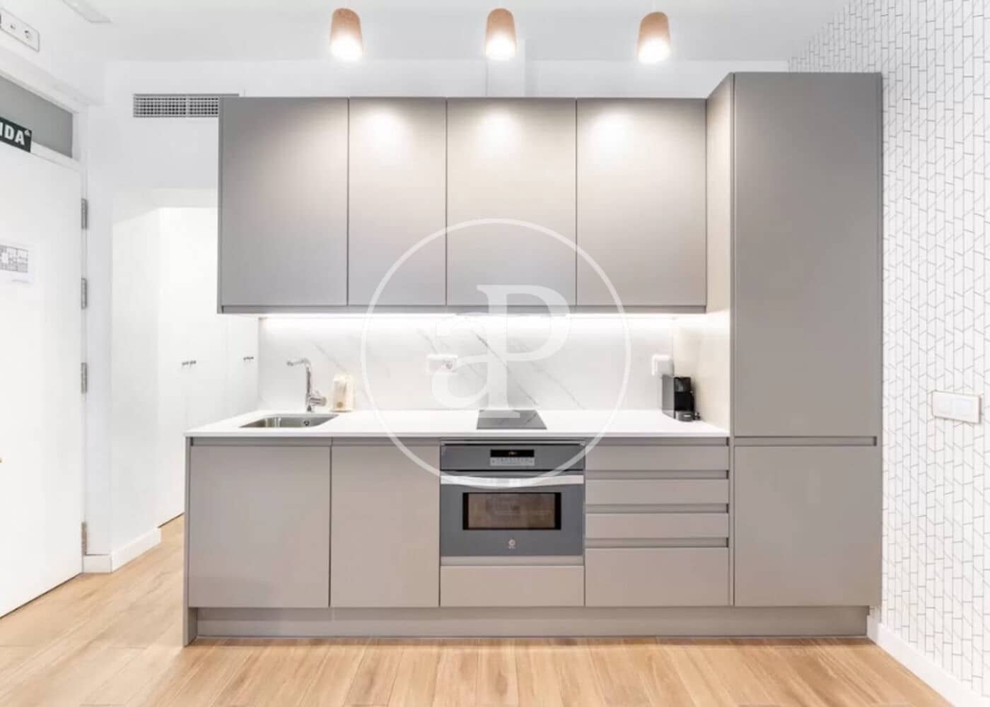 Appartement de 1 chambre à louer à Madrid ville - 2 450 € (Ref: 9780575)
