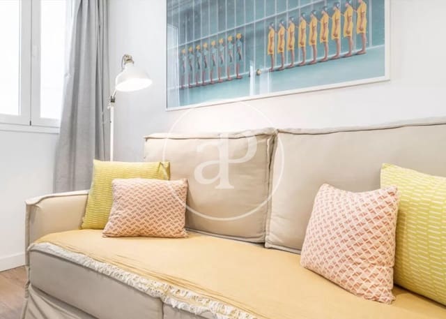 Appartement de 1 chambre à louer à Rios Rosas, Madrid ville - 2 450 € (Ref: 9780575)