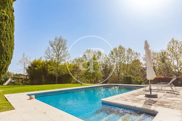 7 soveværelse Lejlighed til salg i Fuente del Fresno, San Sebastián de los Reyes med swimmingpool - € 1.740.000 (Ref: 9780578)