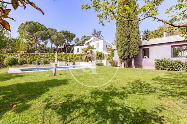 7 soveværelse Lejlighed til salg i Fuente del Fresno, San Sebastián de los Reyes med swimmingpool - € 1.740.000 (Ref: 9780578)