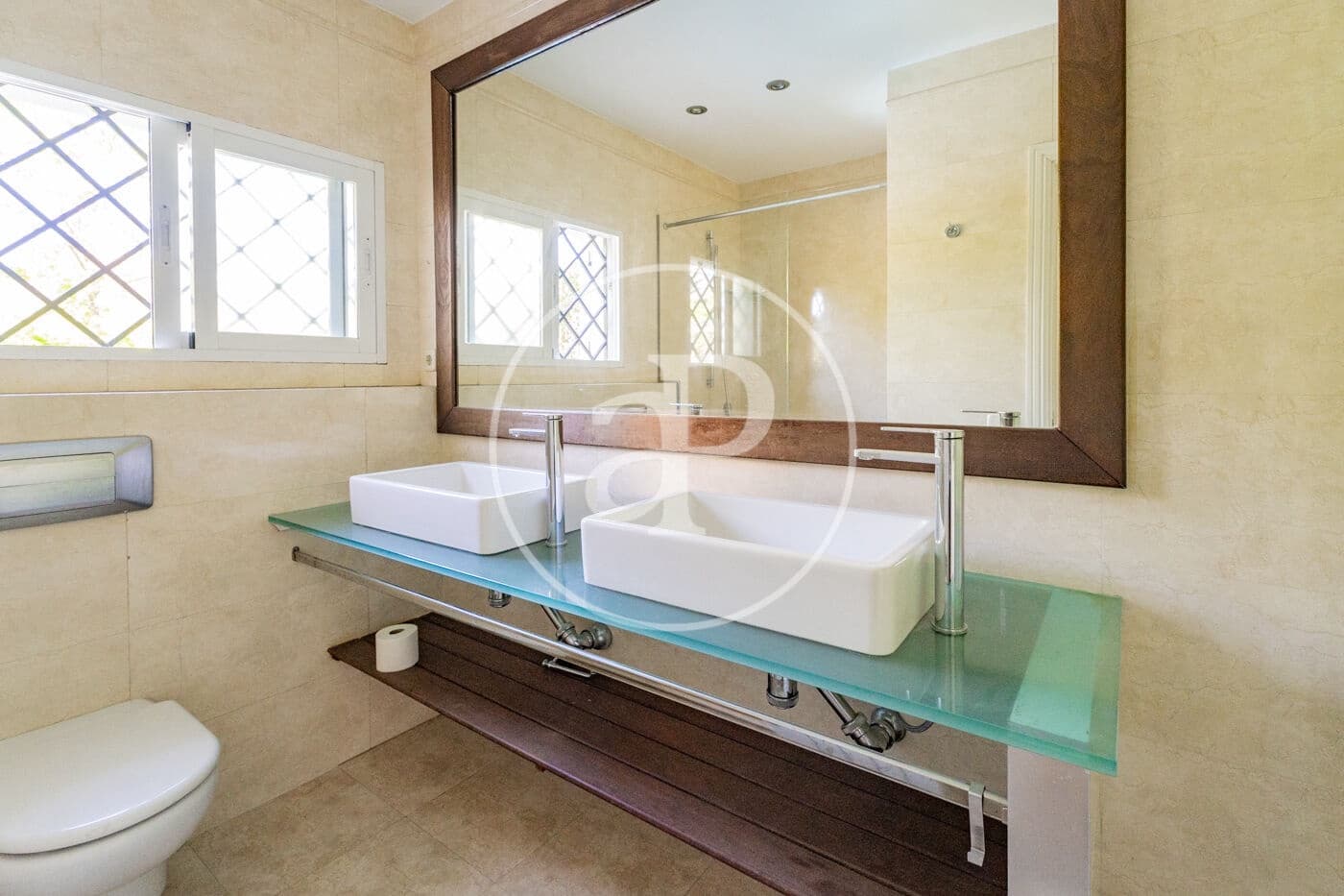 3 bedroom Villa for rent in Madrid city with pool garage - € 3,600 (Ref: 9783245)