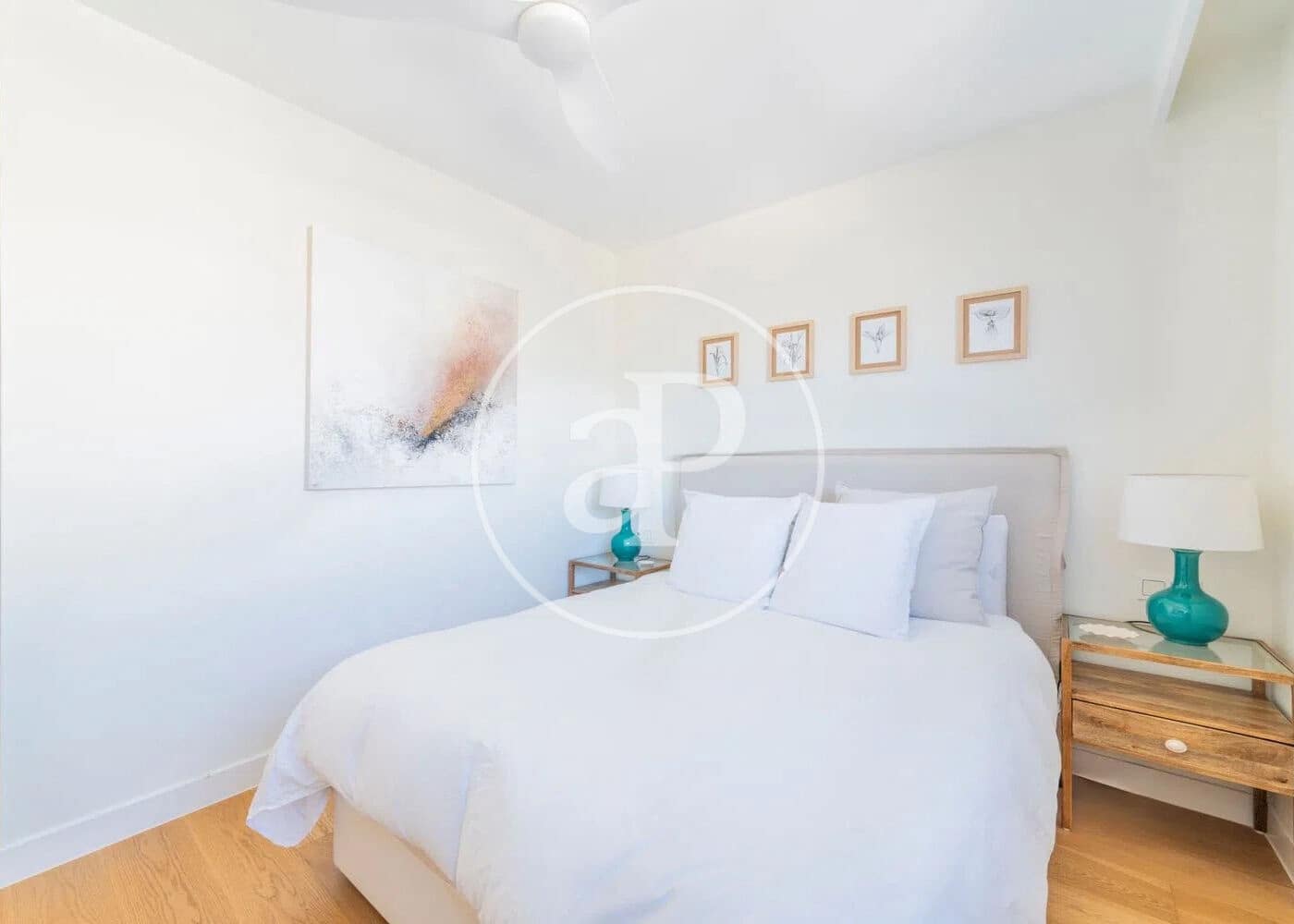 3 soverom Penthouse til salgs i Boadilla del Monte med svømmebasseng - € 890 000 (Ref: 9783247)