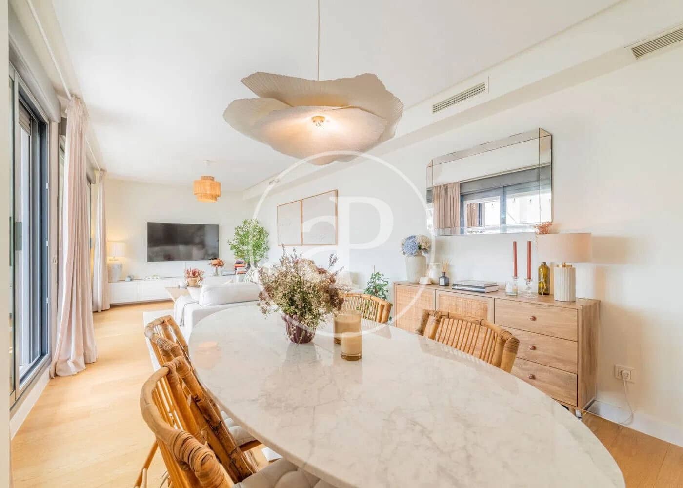 3 soverom Penthouse til salgs i Boadilla del Monte med svømmebasseng - € 890 000 (Ref: 9783247)