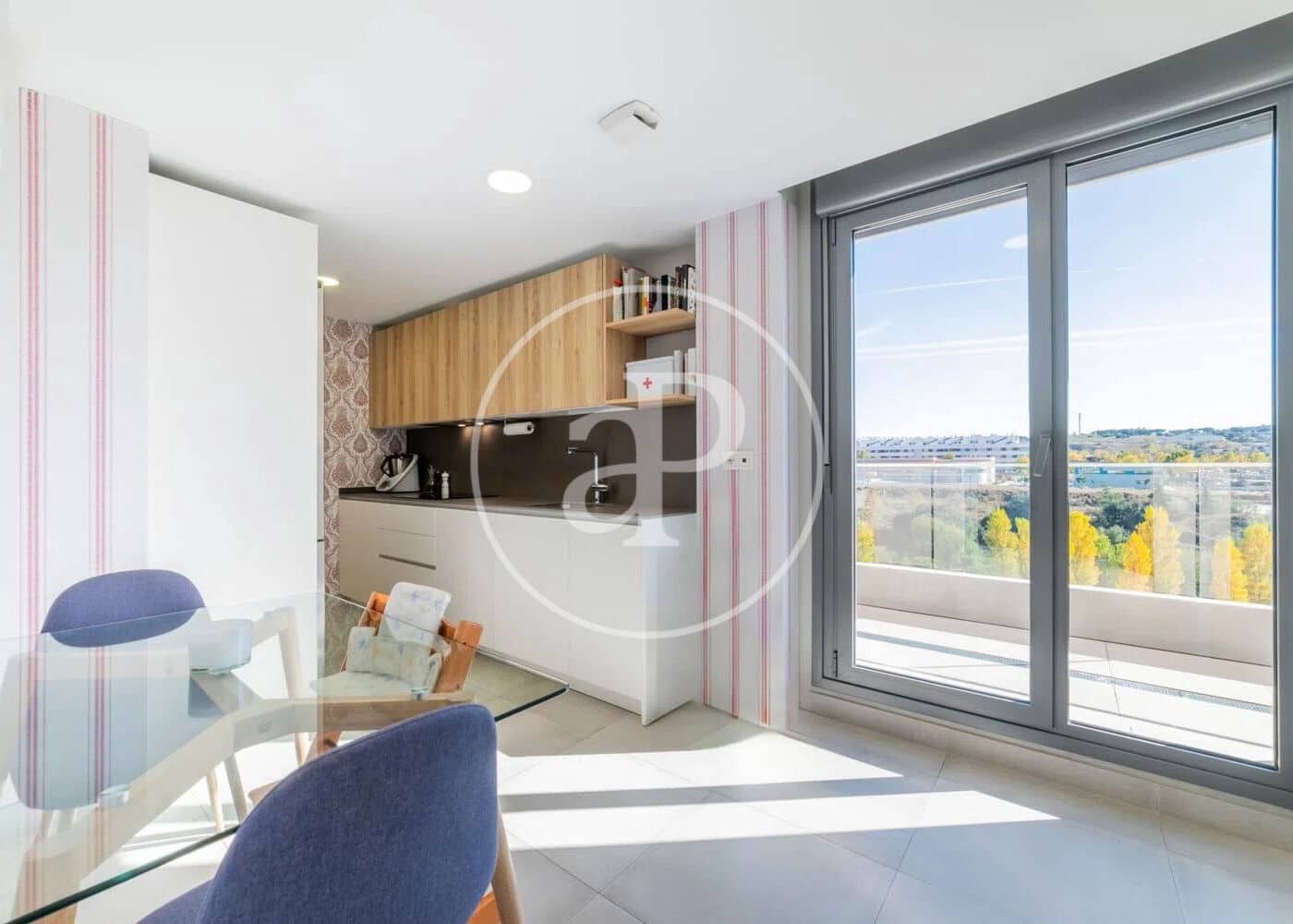 3 soverom Penthouse til salgs i Boadilla del Monte med svømmebasseng - € 890 000 (Ref: 9783247)