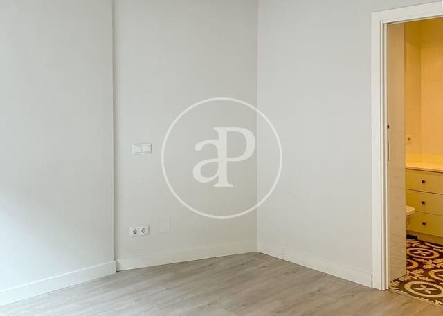 1 soveværelse Lejlighed til salg i Ciudad Jardín, Madrid by - € 520.000 (Ref: 9783248)