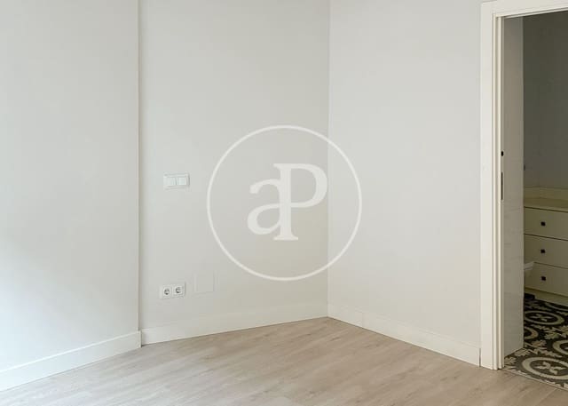 1 soveværelse Lejlighed til salg i Ciudad Jardín, Madrid by - € 520.000 (Ref: 9783248)