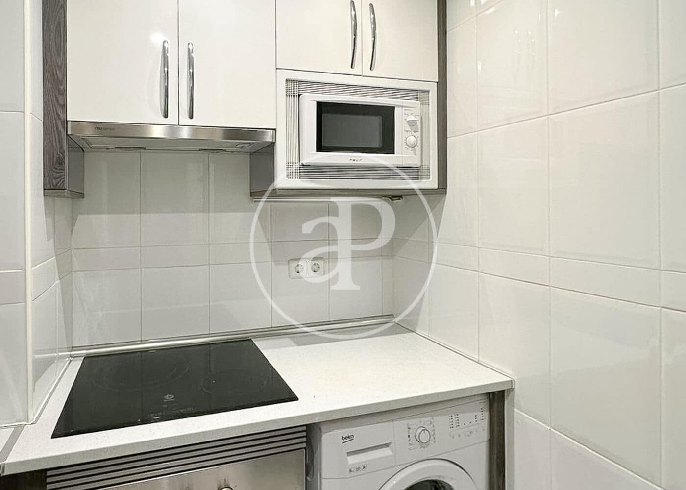Appartement de 1 chambre à louer à Madrid ville - 1 500 € (Ref: 9783251)