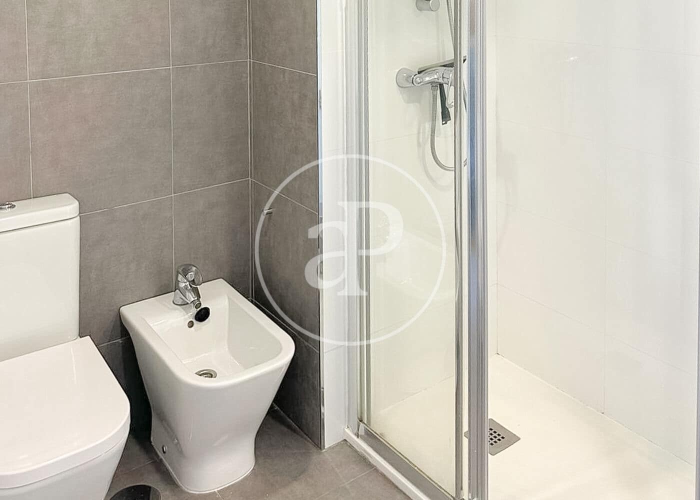 Appartement de 1 chambre à louer à Madrid ville - 1 500 € (Ref: 9783251)