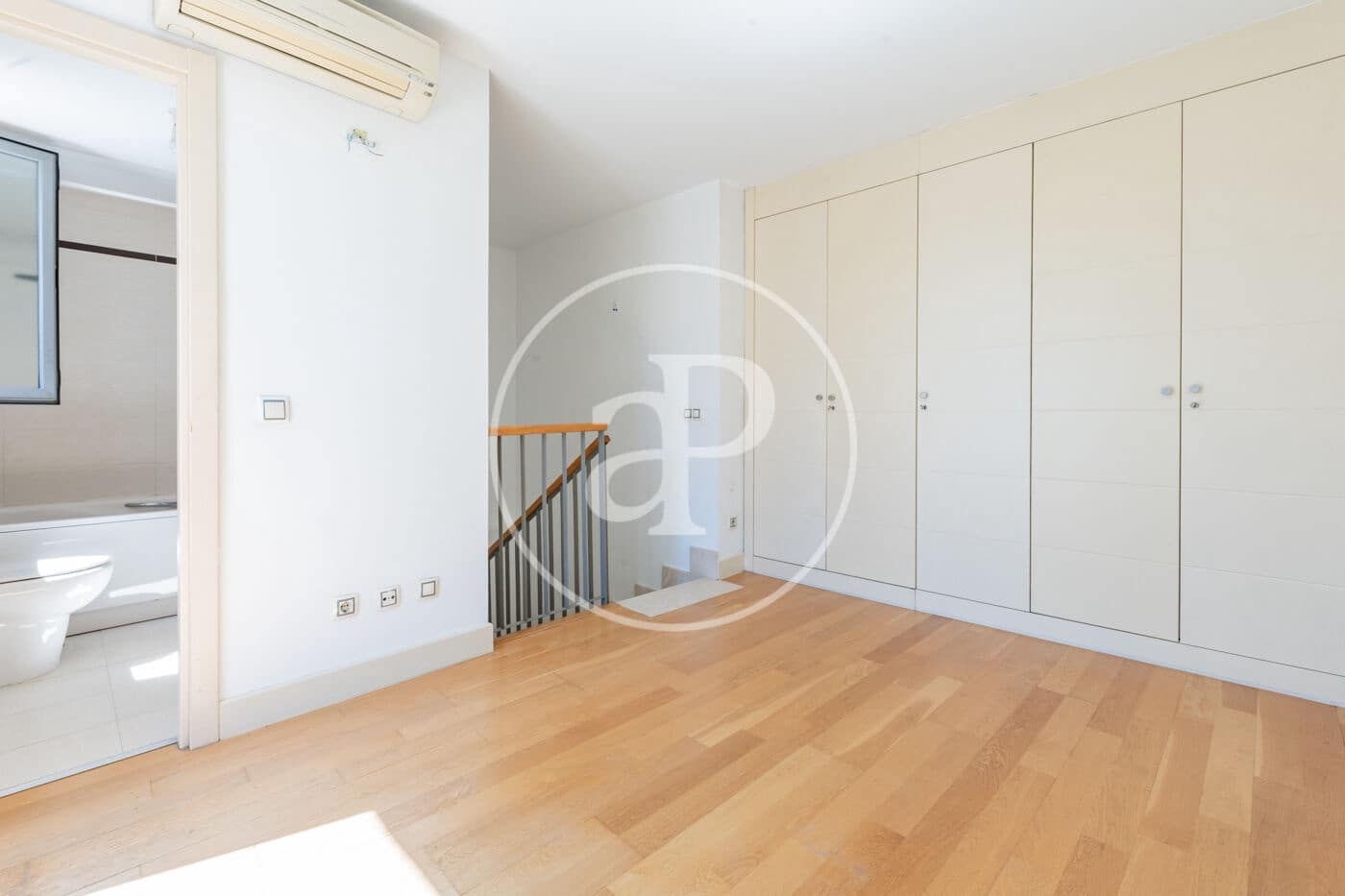 1 bedroom Apartment for sale in Madrid city with pool - € 560,000 (Ref: 9783253)