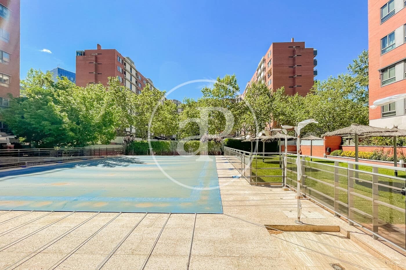 1 bedroom Apartment for sale in Madrid city with pool - € 560,000 (Ref: 9783253)