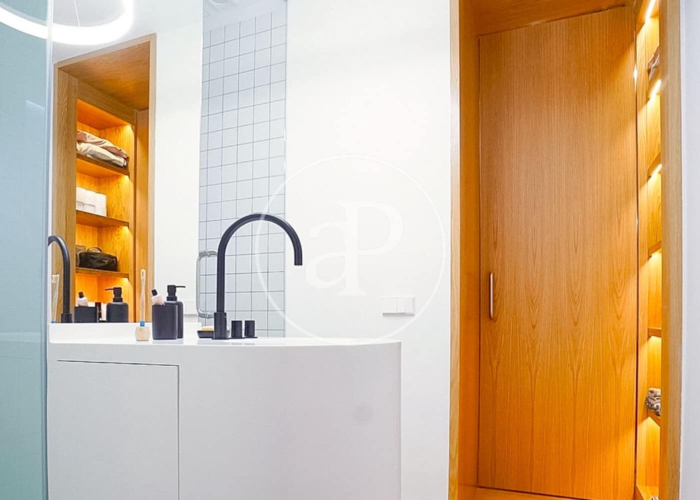 1 bedroom Apartment for sale in Madrid city - € 545,000 (Ref: 9783254)