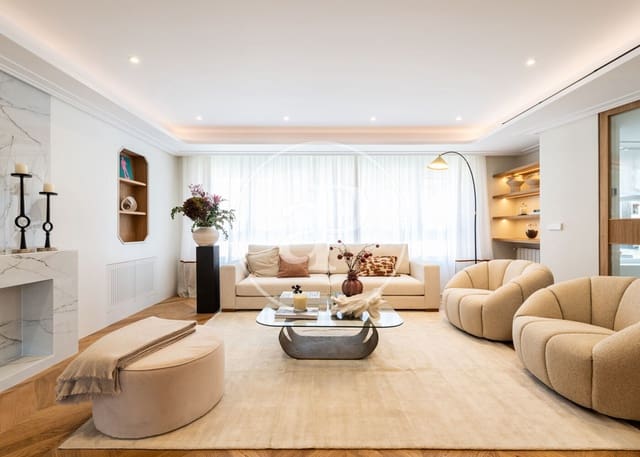 4 soveværelse Lejlighed til salg i Trafalgar, Madrid by - € 2.590.000 (Ref: 9788408)
