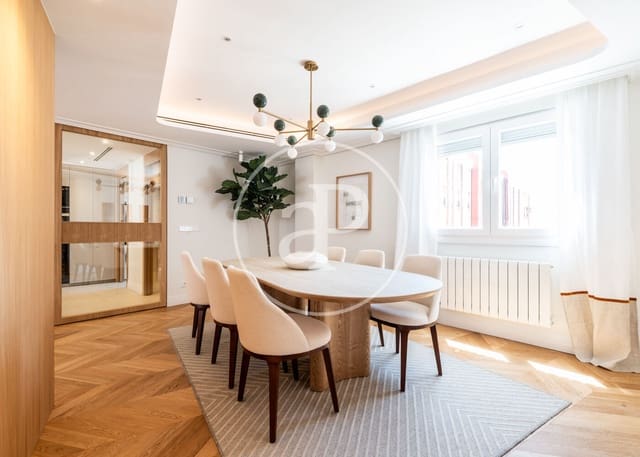 4 soveværelse Lejlighed til salg i Trafalgar, Madrid by - € 2.590.000 (Ref: 9788408)