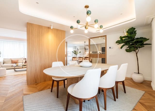 4 soveværelse Lejlighed til salg i Trafalgar, Madrid by - € 2.590.000 (Ref: 9788408)