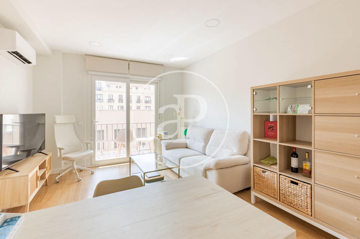 1 soveværelse Lejlighed til leje i Madrid by - € 1.900 (Ref: 9788409)