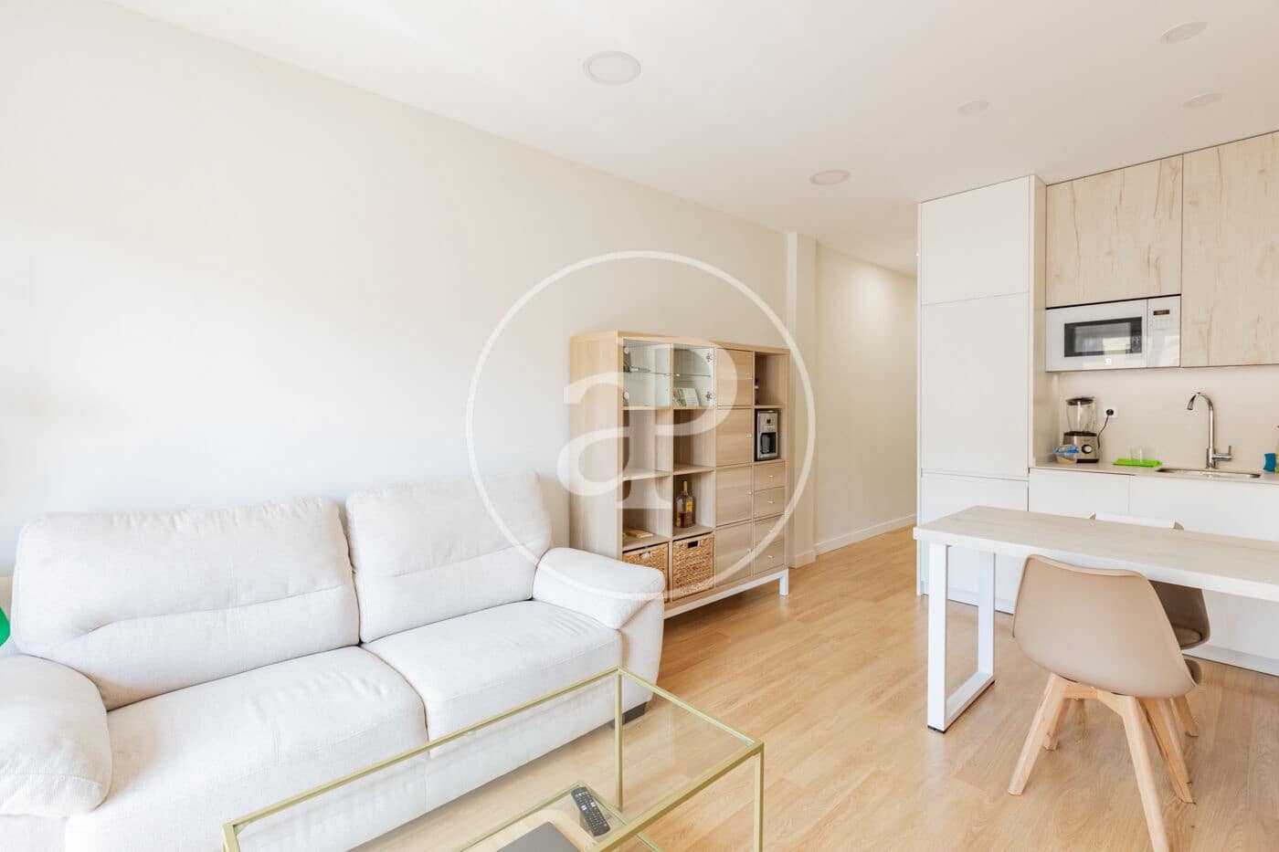 1 soveværelse Lejlighed til leje i Madrid by - € 1.900 (Ref: 9788409)