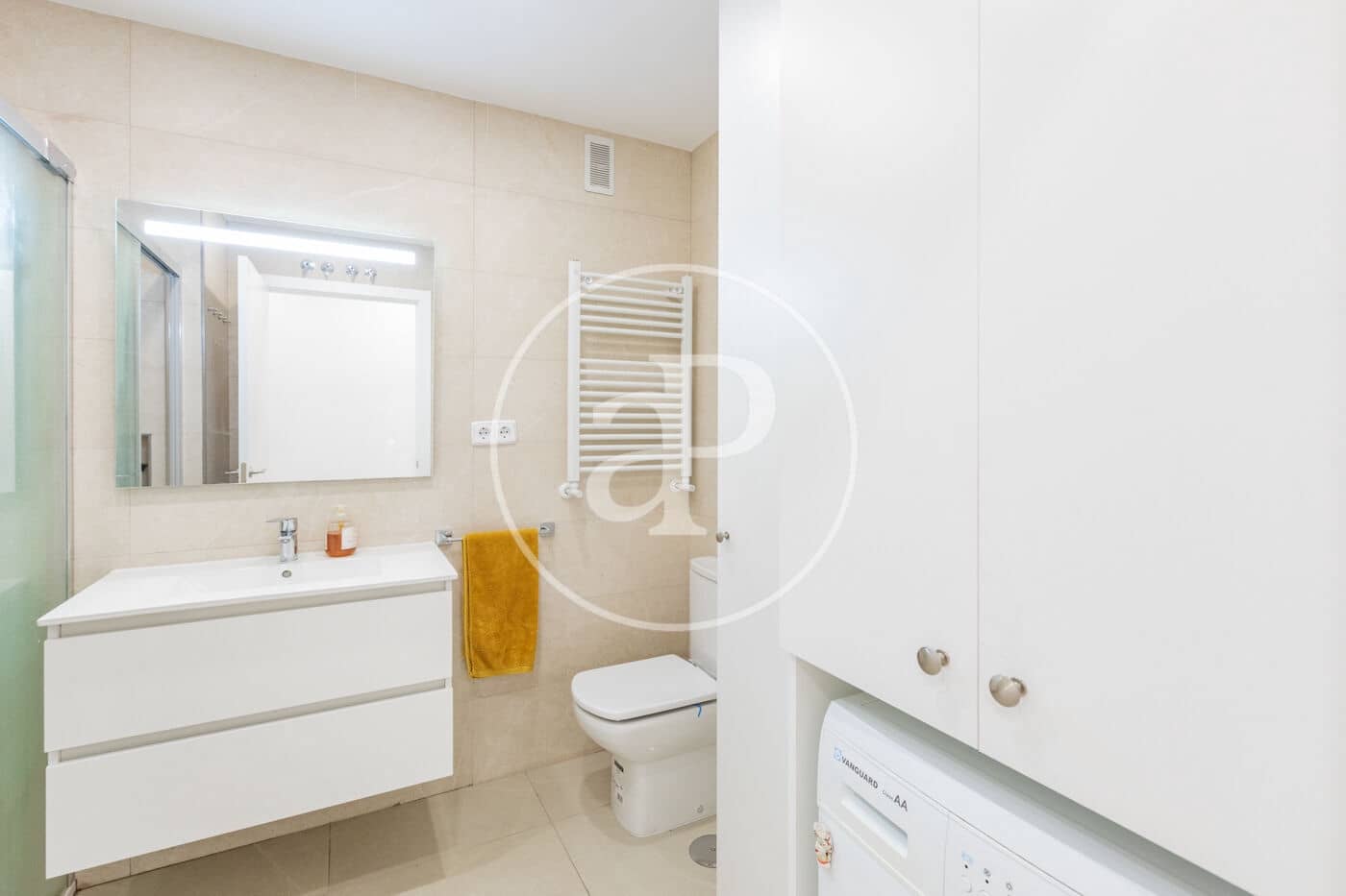 1 soveværelse Lejlighed til leje i Madrid by - € 1.900 (Ref: 9788409)