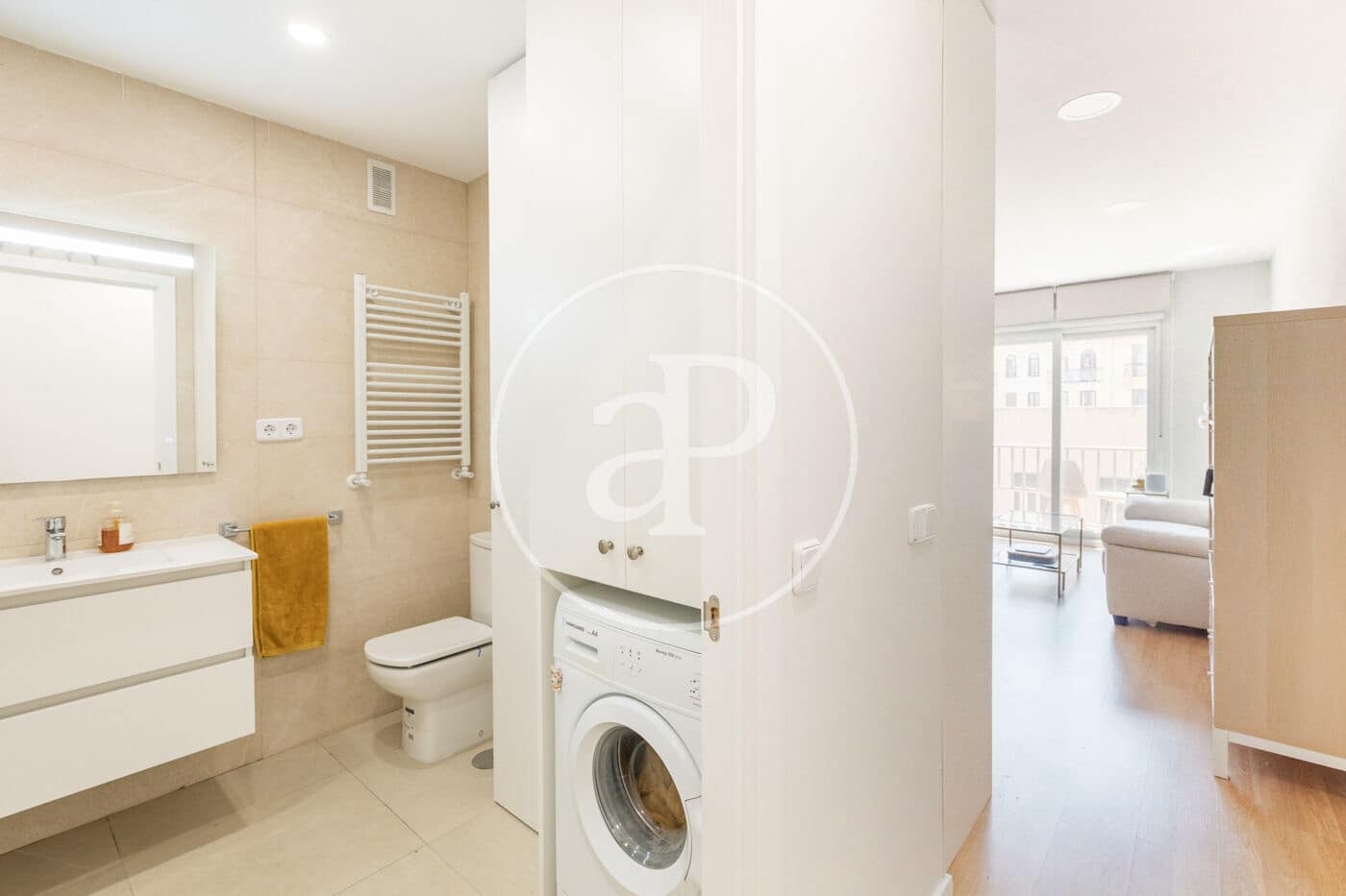 1 soveværelse Lejlighed til leje i Madrid by - € 1.900 (Ref: 9788409)