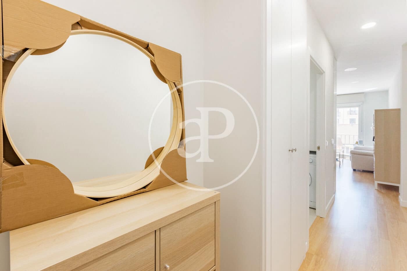 1 soveværelse Lejlighed til leje i Madrid by - € 1.900 (Ref: 9788409)