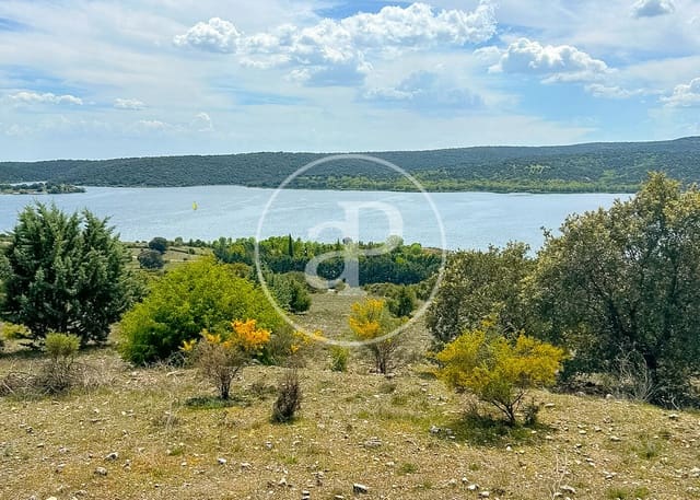 Terreno Non Edificato in vendita in Guadalix de la Sierra - 102.000 € (Rif: 9788411)