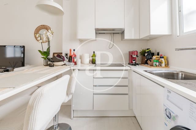 2 soveværelse Lejlighed til leje i Hispanoamérica, Madrid by - € 2.000 (Ref: 9788412)