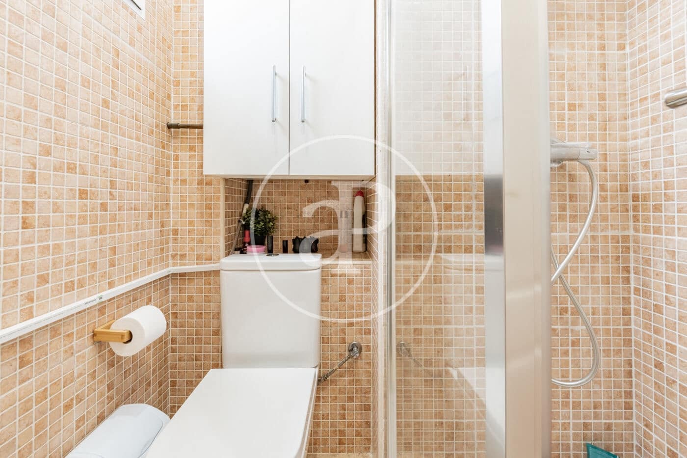 2 soveværelse Lejlighed til leje i Madrid by - € 2.000 (Ref: 9788412)