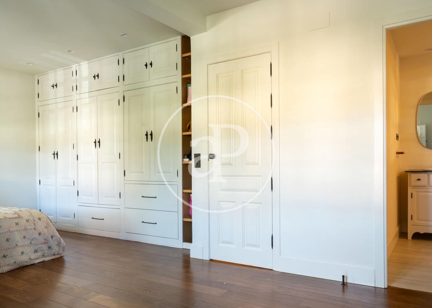 6 soverom Villa til leie i Madrid by med svømmebasseng garasje - € 25 000 (Ref: 9788413)