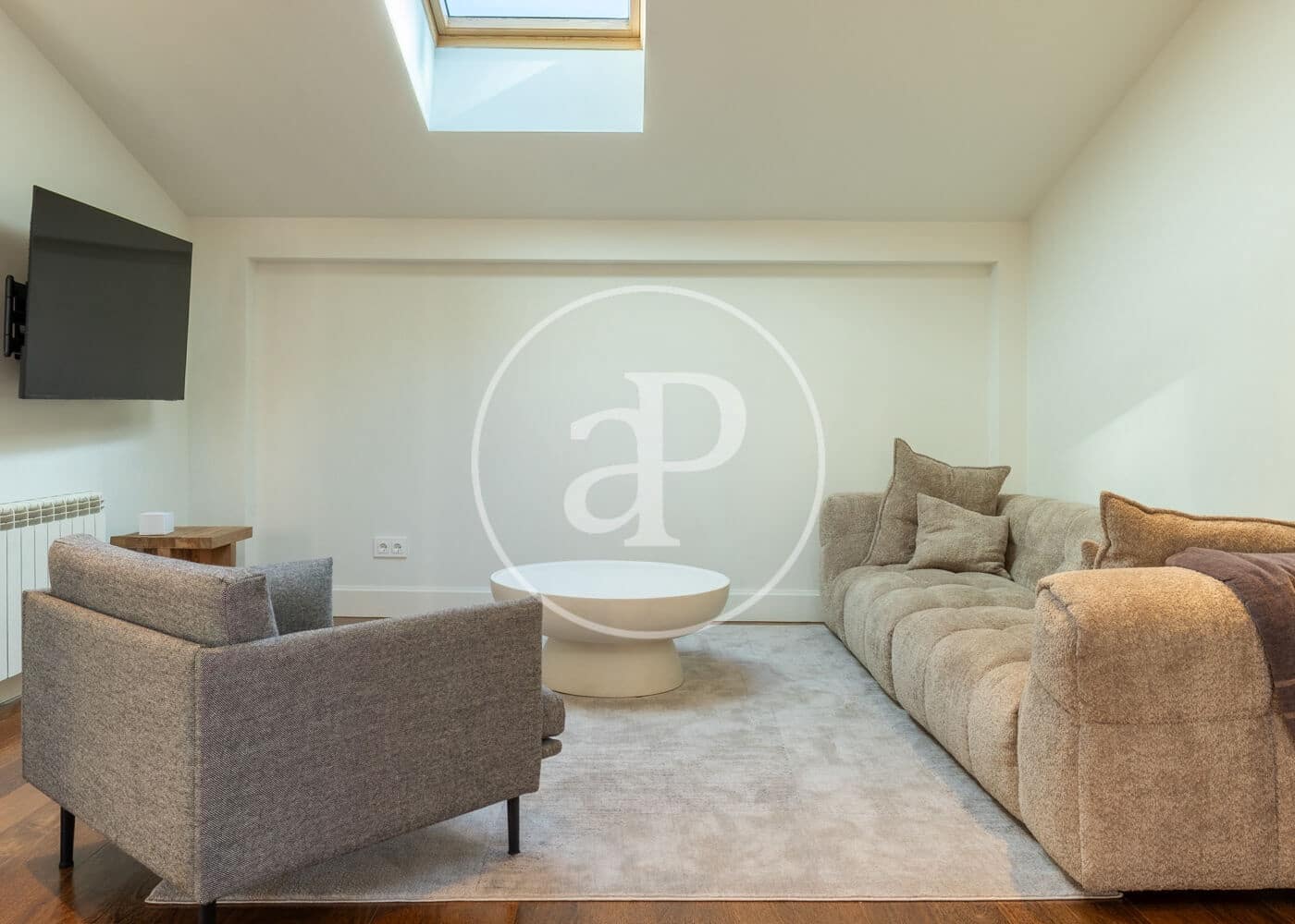 6 soverom Villa til leie i Madrid by med svømmebasseng garasje - € 25 000 (Ref: 9788413)