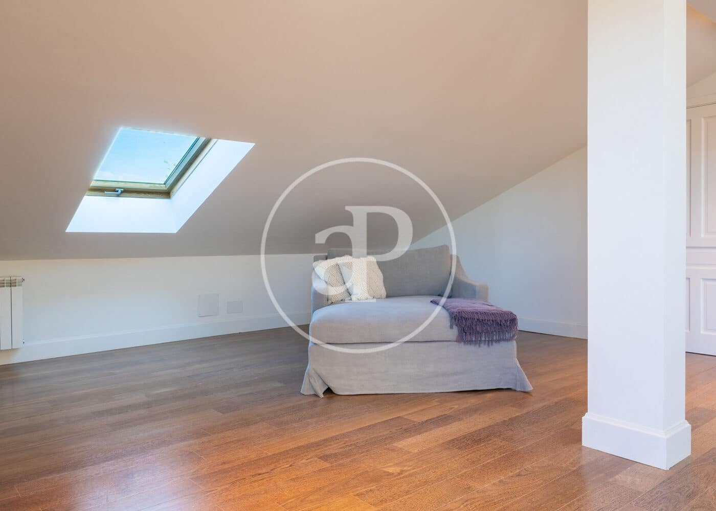 6 soverom Villa til leie i Madrid by med svømmebasseng garasje - € 25 000 (Ref: 9788413)