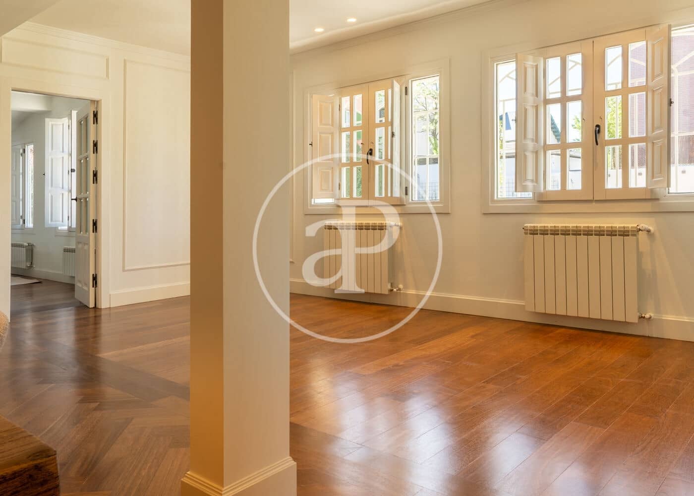 6 soverom Villa til leie i Madrid by med svømmebasseng garasje - € 25 000 (Ref: 9788413)