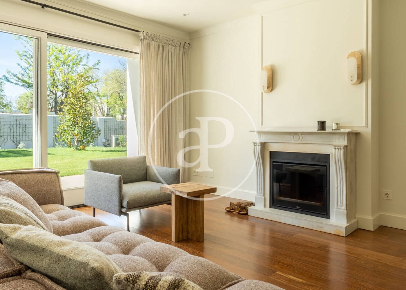 6 soverom Villa til leie i Madrid by med svømmebasseng garasje - € 25 000 (Ref: 9788413)