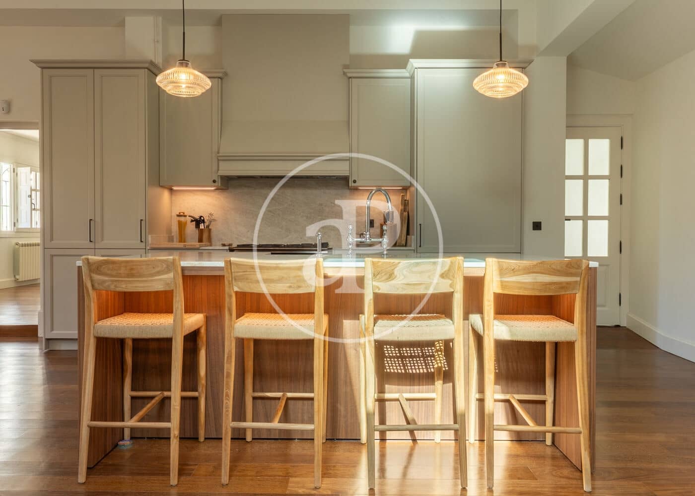 6 soverom Villa til leie i Madrid by med svømmebasseng garasje - € 25 000 (Ref: 9788413)