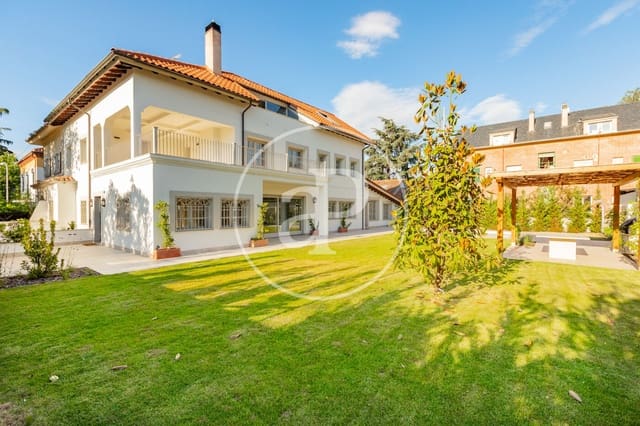 6 soveværelse Villa til leje i Hispanoamérica, Madrid by med swimmingpool garage - € 19.000 (Ref: 9788413)