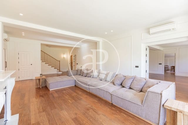 6 soveværelse Villa til leje i Hispanoamérica, Madrid by med swimmingpool garage - € 19.000 (Ref: 9788413)