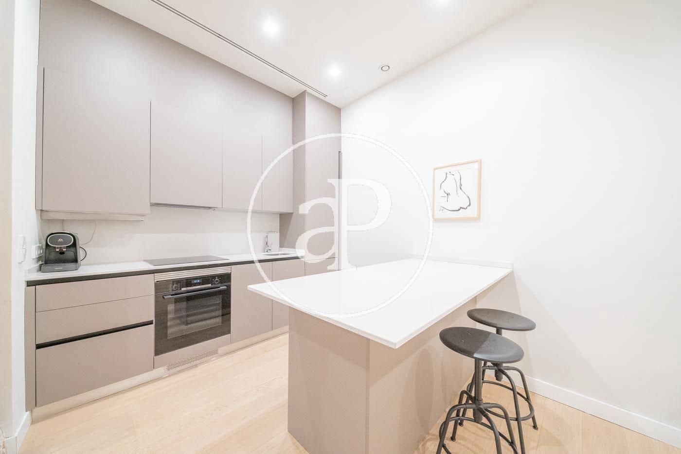 1 sypialnia Apartament do wynajęcia w Miasto Madryt - 2 600 € (Ref: 9788414)