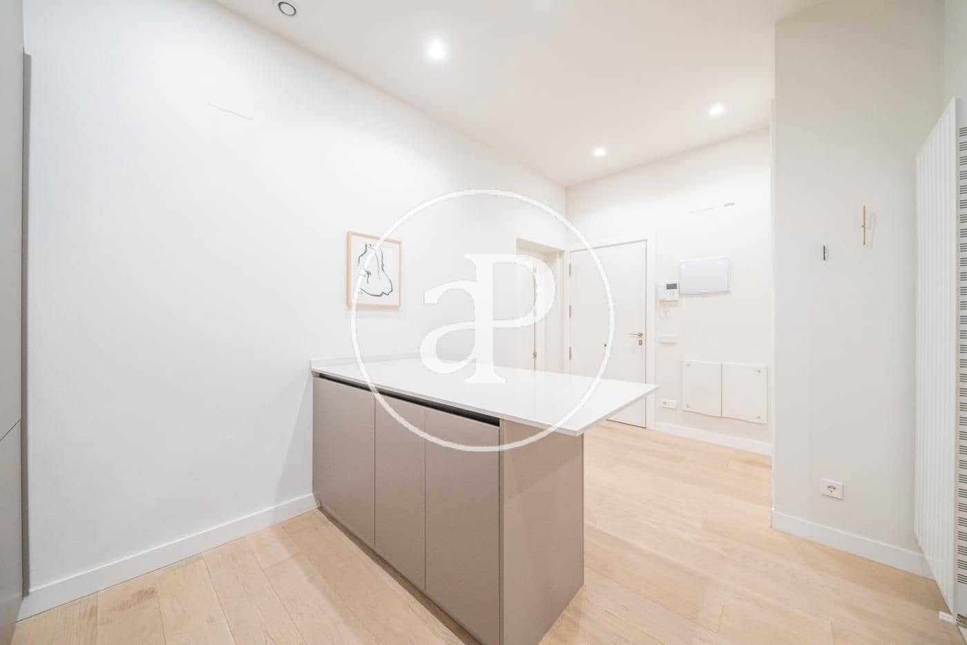 1 sypialnia Apartament do wynajęcia w Miasto Madryt - 2 600 € (Ref: 9788414)