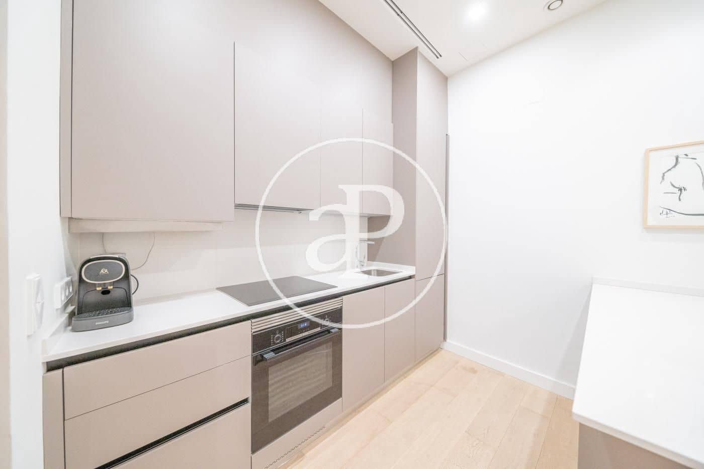 1 sypialnia Apartament do wynajęcia w Miasto Madryt - 2 600 € (Ref: 9788414)