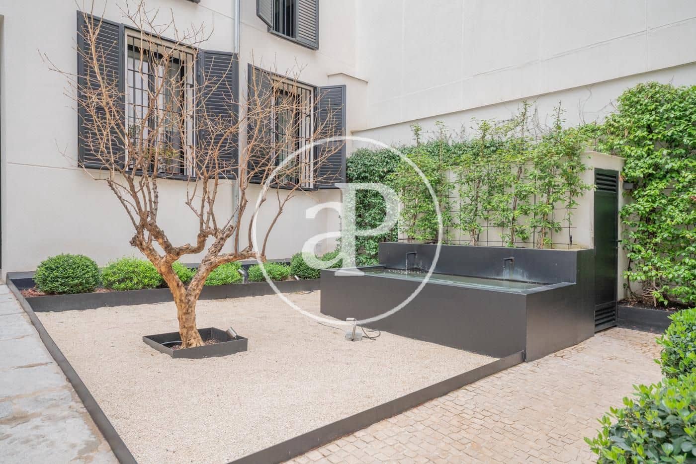 1 sypialnia Apartament do wynajęcia w Miasto Madryt - 2 600 € (Ref: 9788414)