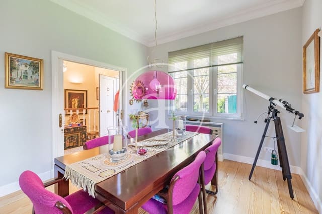 3 soveværelse Villa til salg i Aravaca, Madrid by med swimmingpool - € 2.480.000 (Ref: 9788415)