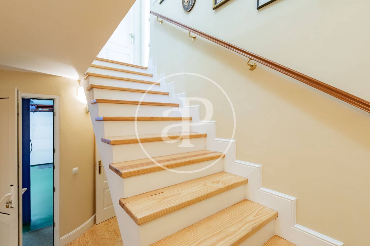 3 soveværelse Villa til salg i Madrid by med swimmingpool - € 2.480.000 (Ref: 9788415)