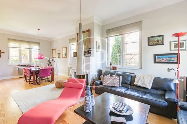 3 soveværelse Villa til salg i Aravaca, Madrid by med swimmingpool - € 2.480.000 (Ref: 9788415)