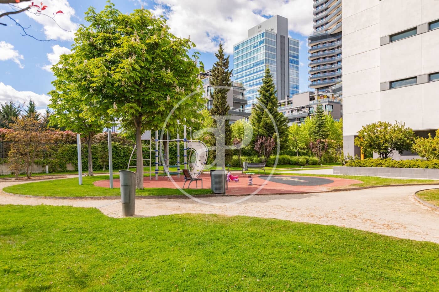 1 camera da letto Appartamento in vendita in Madrid citta con piscina - 525.000 € (Rif: 9788416)