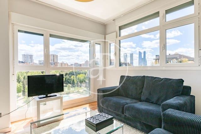 1 makuuhuone Huoneisto myytävänä paikassa Valdefuentes, Madrid kaupunki mukana uima-altaan - 525 000 € (Ref: 9788416)