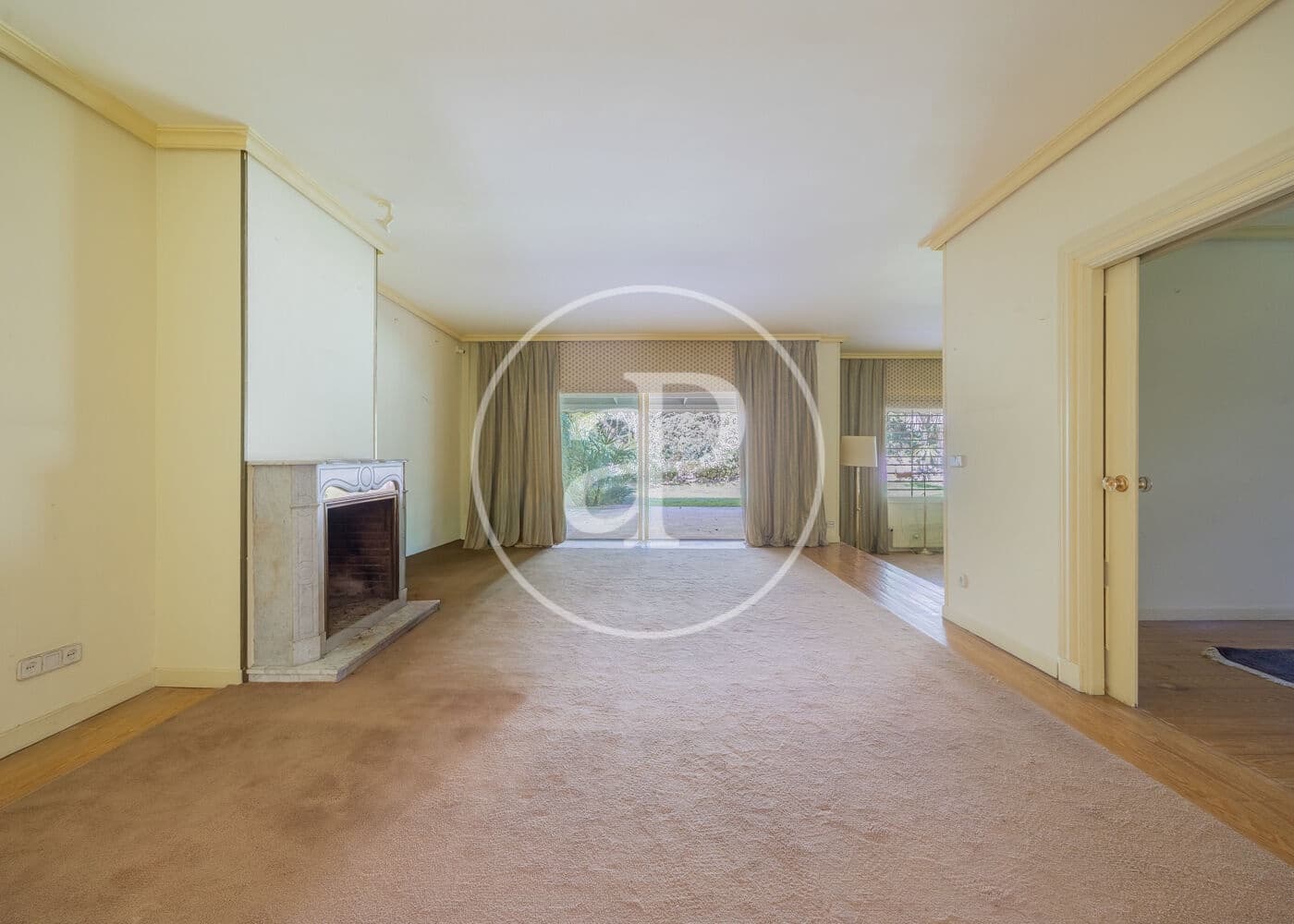 6 slaapkamer Villa te koop in Madrid stad met zwembad - € 2.700.000 (Ref: 9791061)