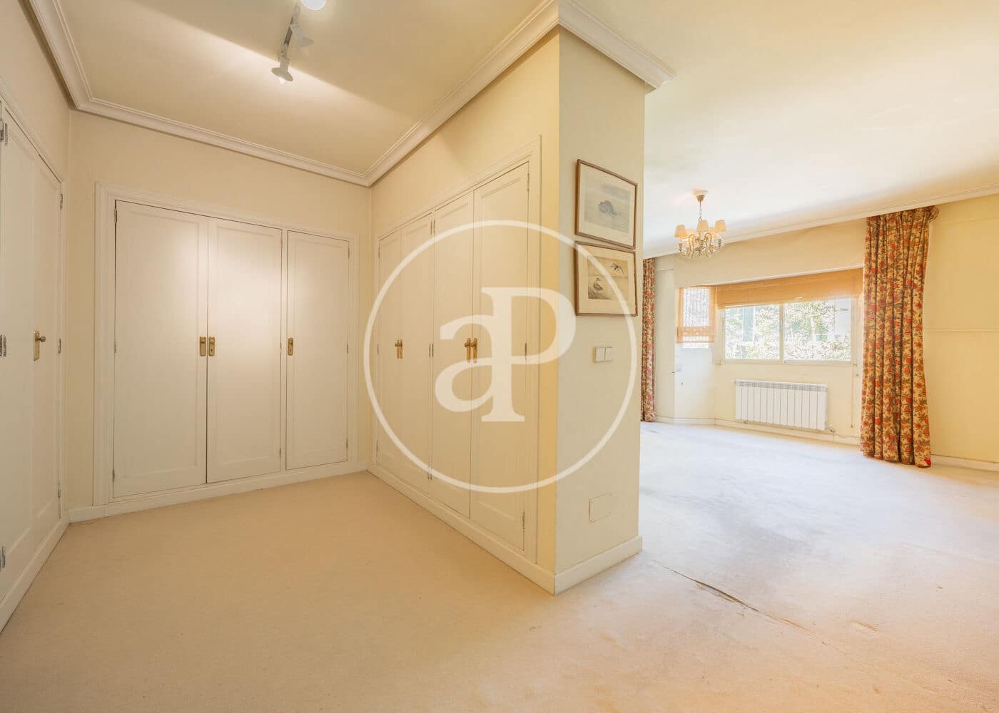 6 slaapkamer Villa te koop in Madrid stad met zwembad - € 2.700.000 (Ref: 9791061)