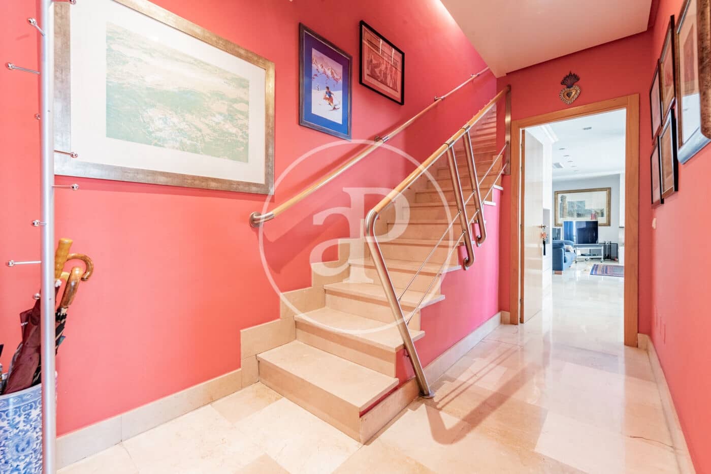 4 Zimmer Villa zu verkaufen in Madrid Stadt mit Pool - 2.490.000 € (Ref: 9791063)