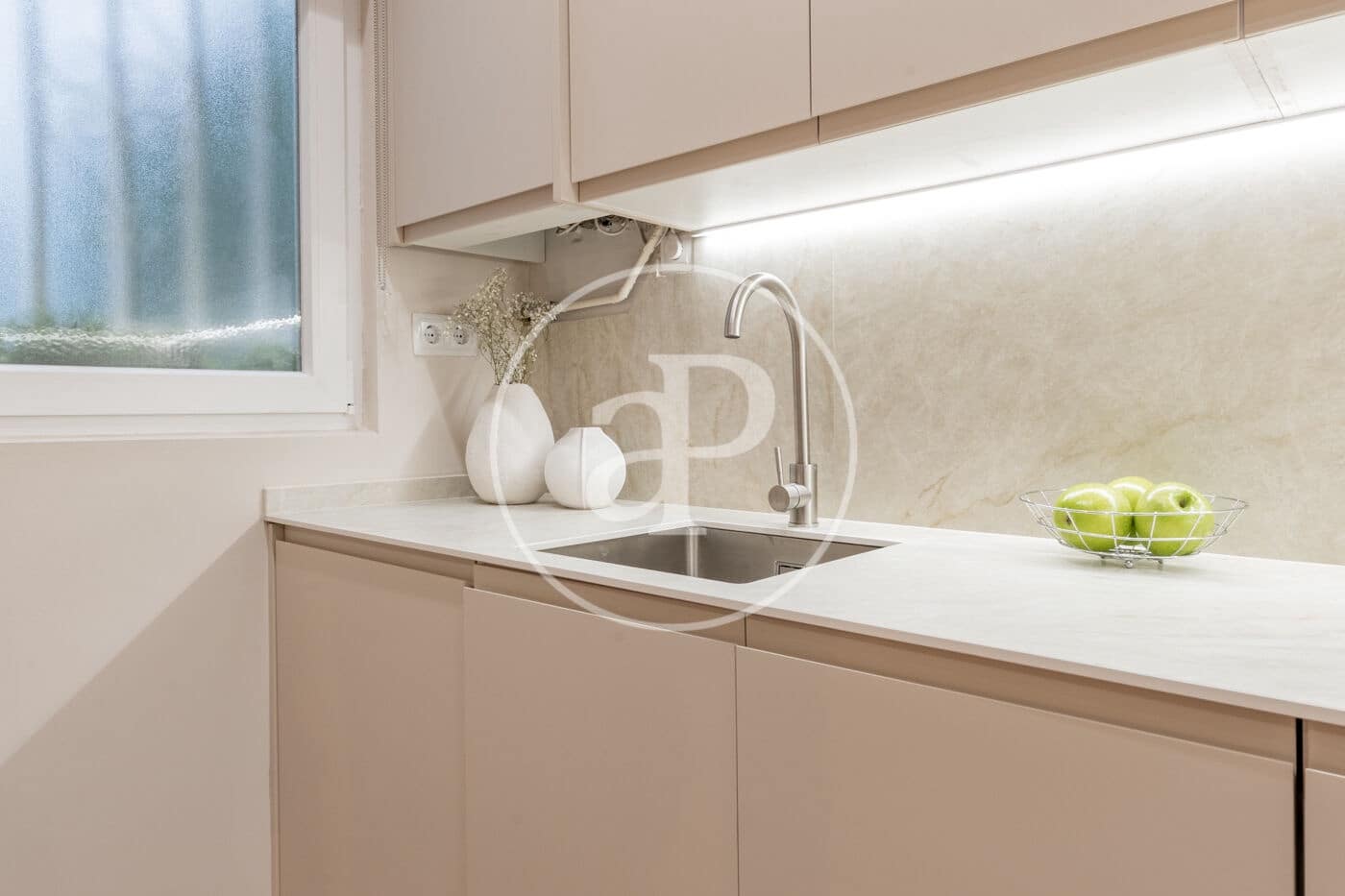 1 makuuhuone Huoneisto vuokrattavana paikassa Madrid kaupunki - 1 500 € (Ref: 9794642)