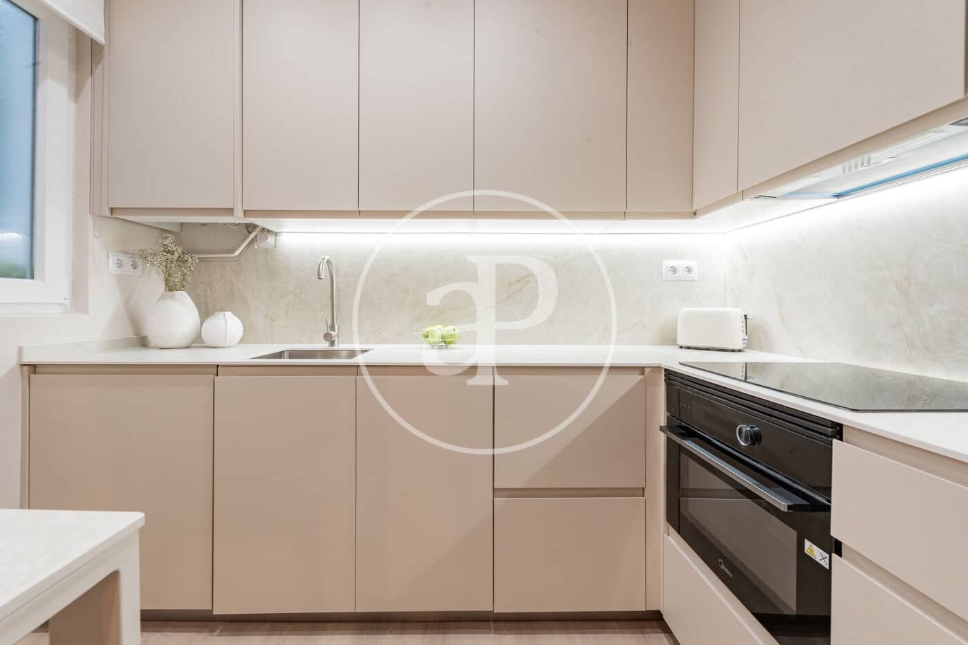 1 makuuhuone Huoneisto vuokrattavana paikassa Madrid kaupunki - 1 500 € (Ref: 9794642)